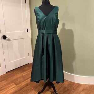 ALFRED SUNG Green A-Line High Low Dress V-Neck Sleeveless